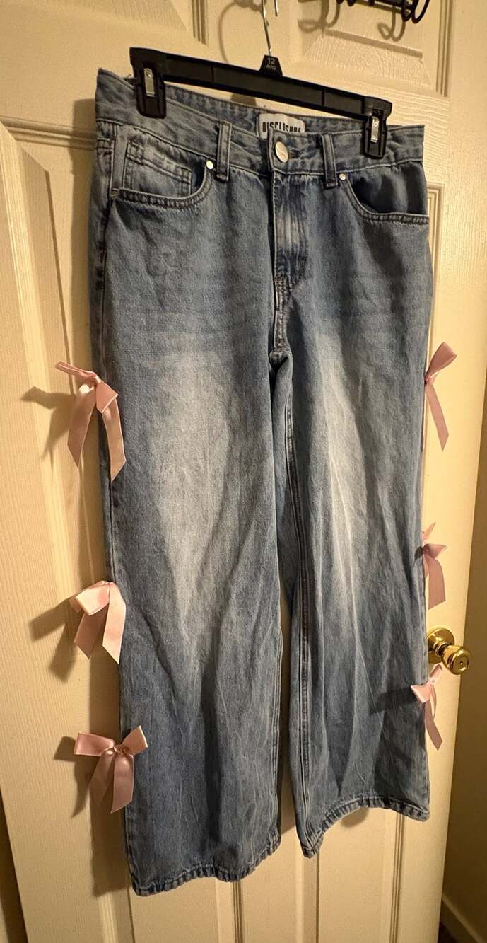 Coquette Y2K & JNCO Inspired Disclosure Jeans Size 9/29 with Pink Bows